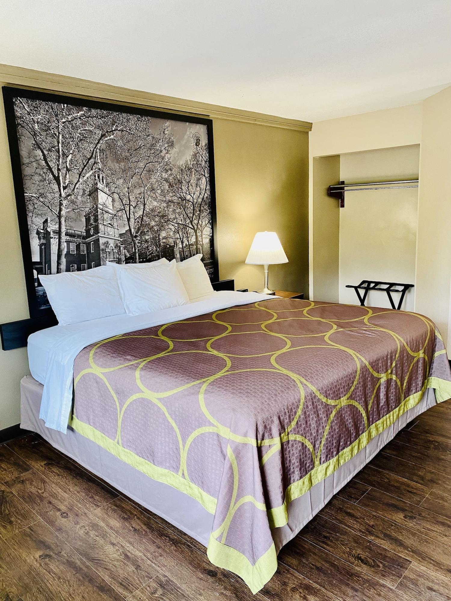 Super 8 By Wyndham Danville Ngoại thất bức ảnh